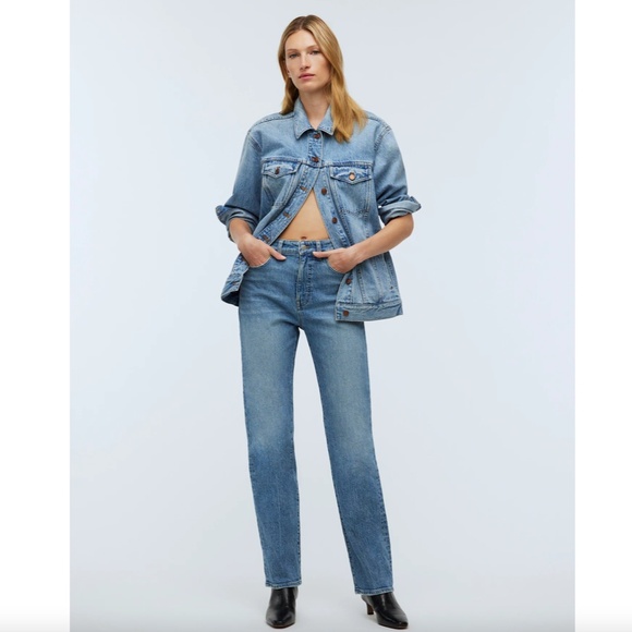 Madewell Denim - Madewell The '90s Straight Jean in Rondell Wash, Raw Hem, High Rise, Size 28